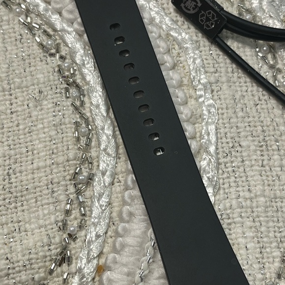 NWOT Samsung Galaxy Watch 4 - Picture 9 of 15